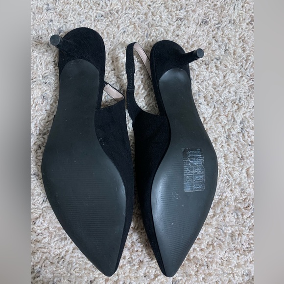 Black faux suede kitten heels from H&M - Picture 3 of 5